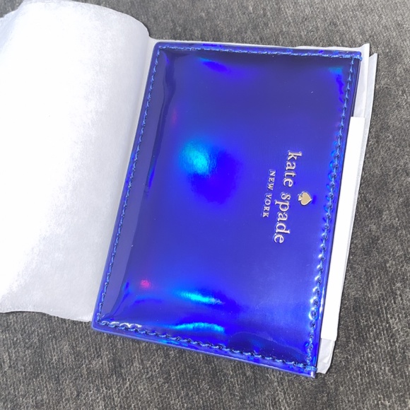 NWT Kate Spade Iridescent Card Holder - Picture 1 of 2